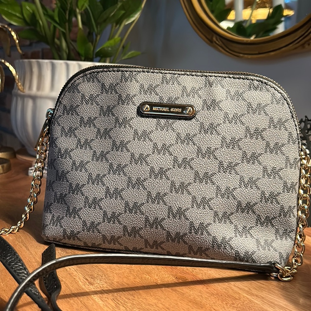 MICHAEL KORS grey monogram crossbody bag